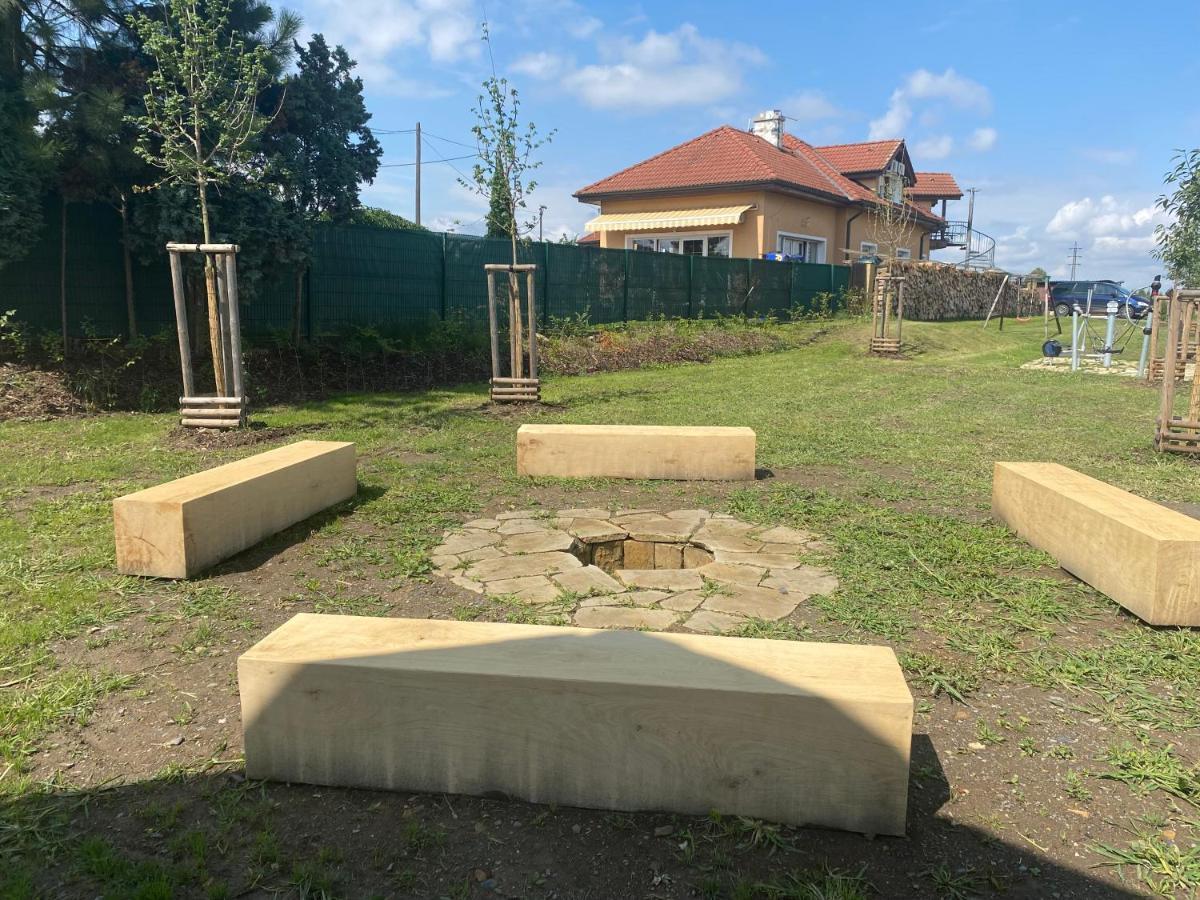 Penzion Rozkoš Průhonice Exteriér fotografie
