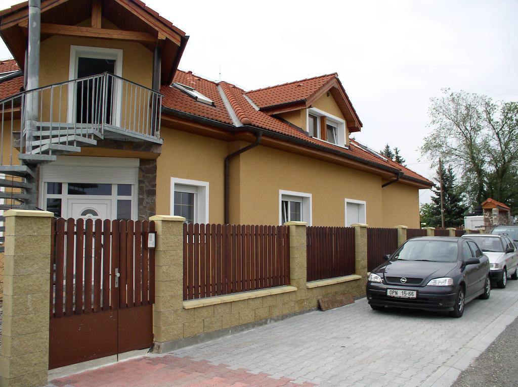Penzion Rozkoš Průhonice Exteriér fotografie