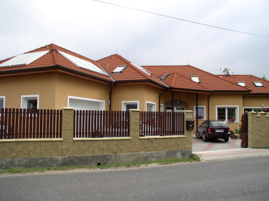 Penzion Rozkoš Průhonice Exteriér fotografie